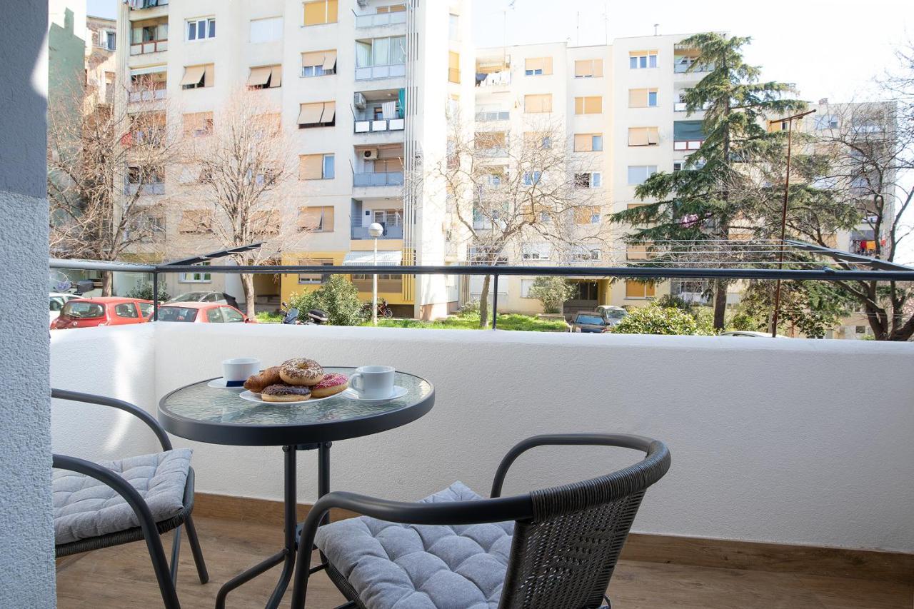 Grand Munz Apartman Póla Kültér fotó