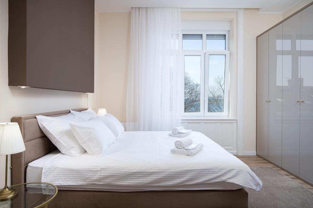 Grand Munz Apartman Póla Kültér fotó